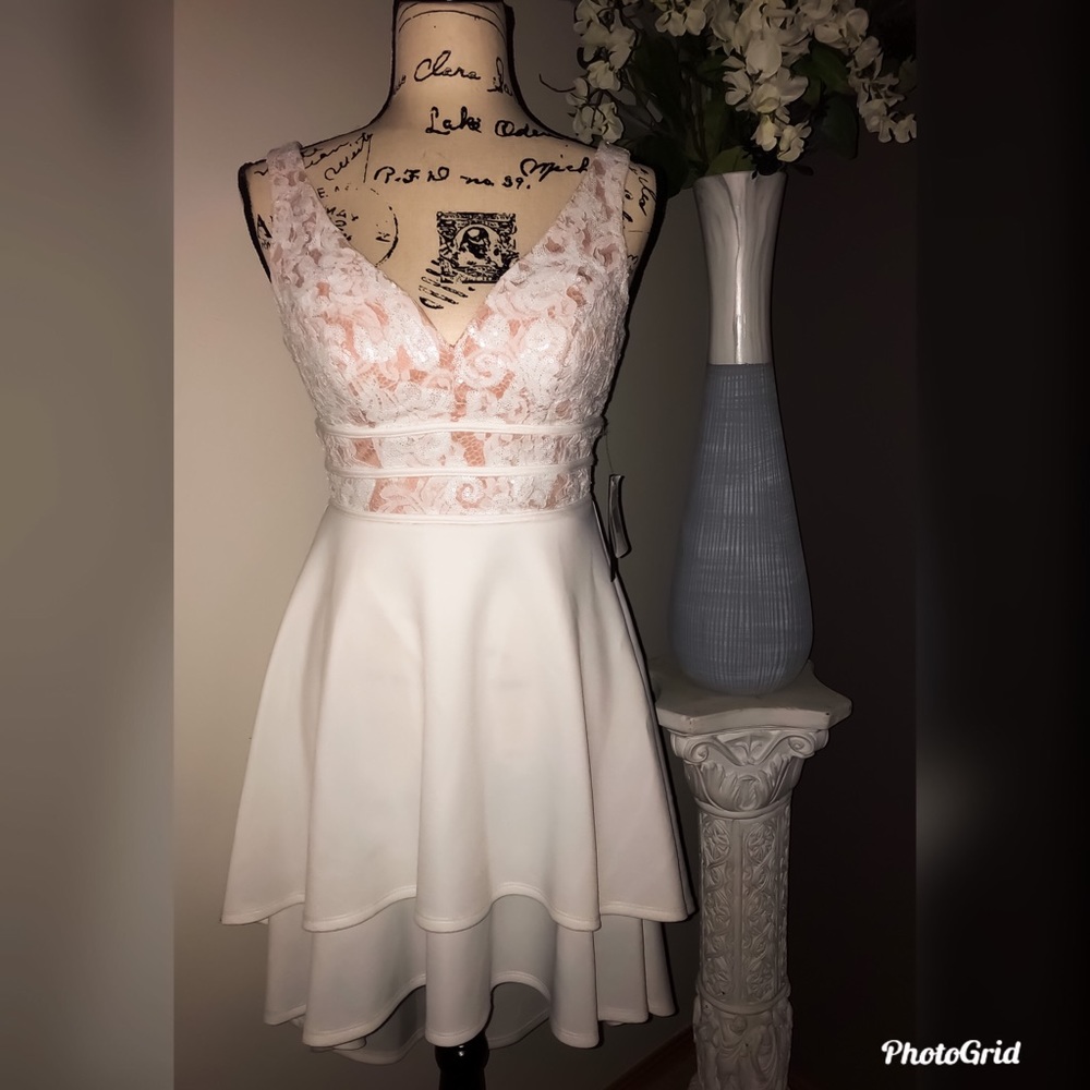 White size 5 Party Dress